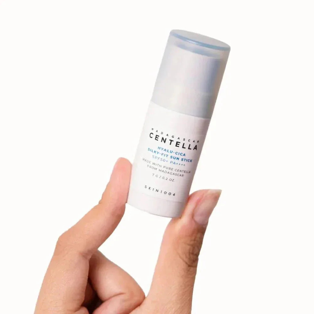 SKIN 1004 | Formato Viaje - Madagascar Centella Hyalu-Cica Silky-Fit Sun Stick SPF 50+ - 7gr - InternationalCosmetic