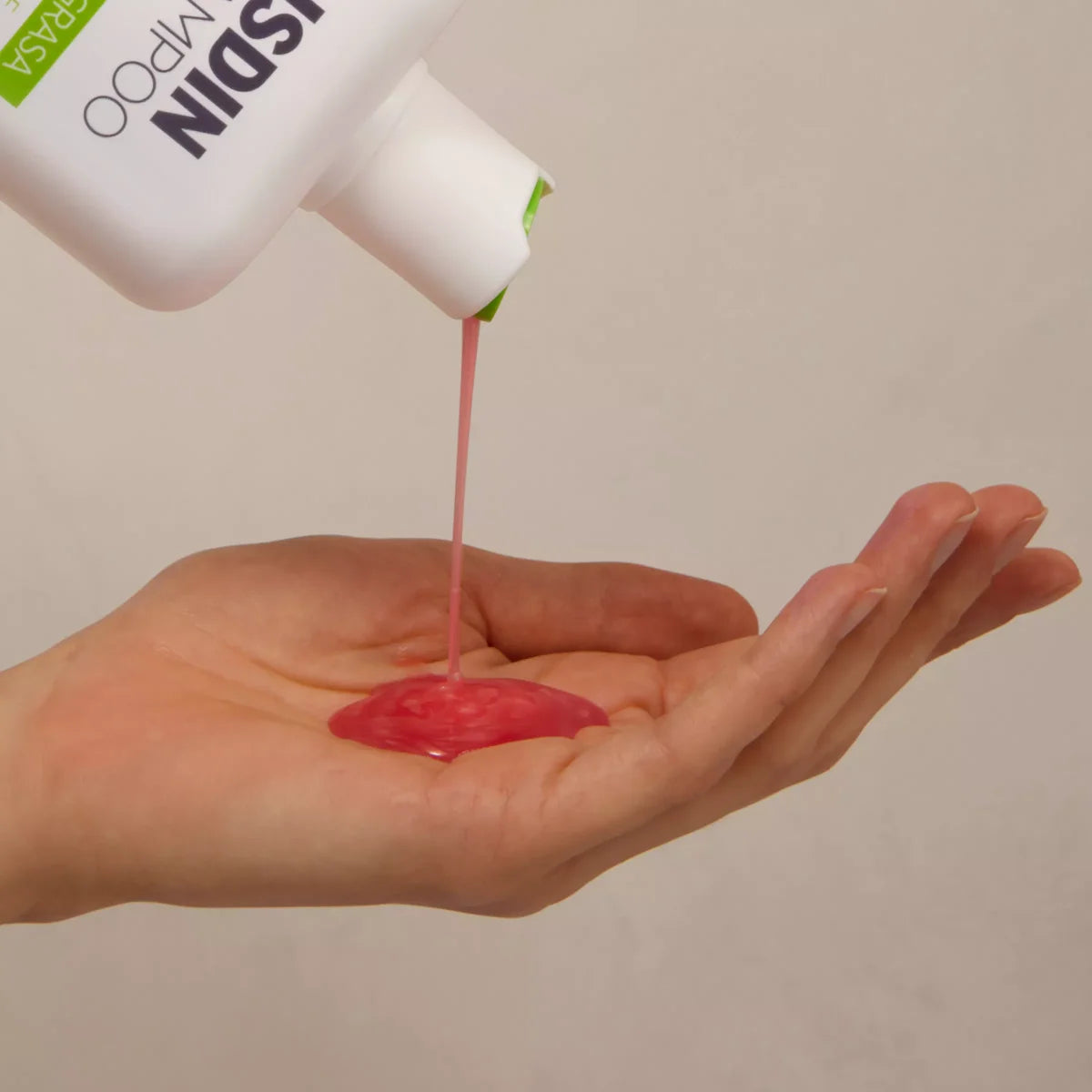 ISDIN | Nutradeica® Champú Anticaspa Grasa - 400ml