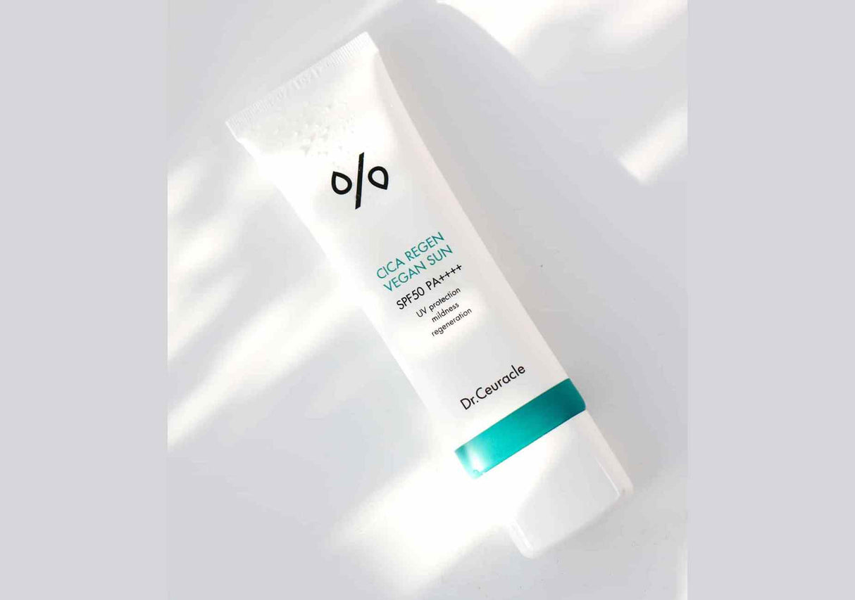 DR. CEURACLE | Muestra Cica Regen Vegan Sun SPF50+ - 2ml - InternationalCosmetic