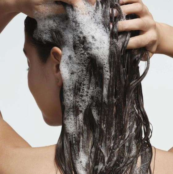 YOPE Skinimally Dry Scalp Shampoo