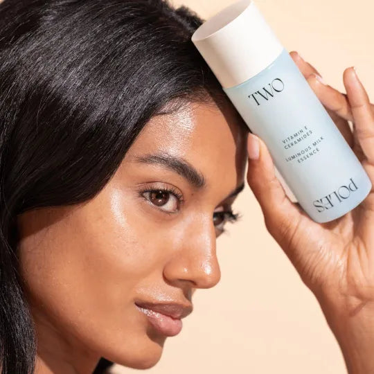 TWO POLES | Tamaño viaje - Luminous Milk Essence - 7ml