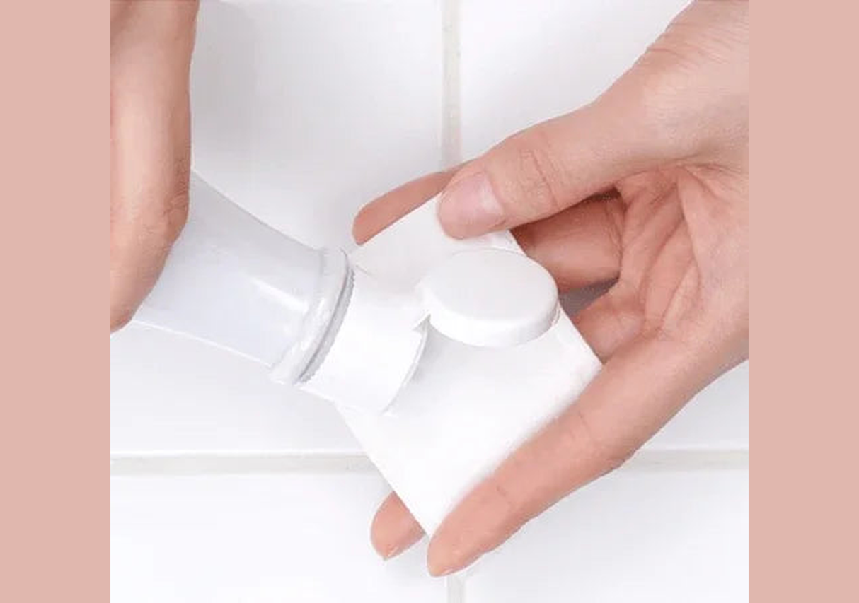 SKINFOOD | Milk Shake Point Make-up Remover - 160ml