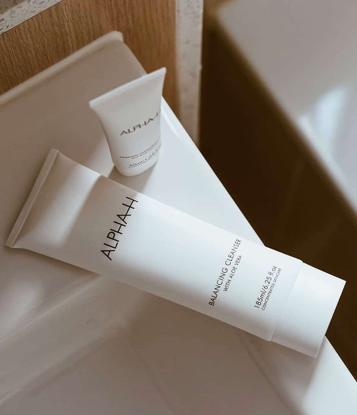 Balancing Cleanser with Aloe Vera de Alpha-H