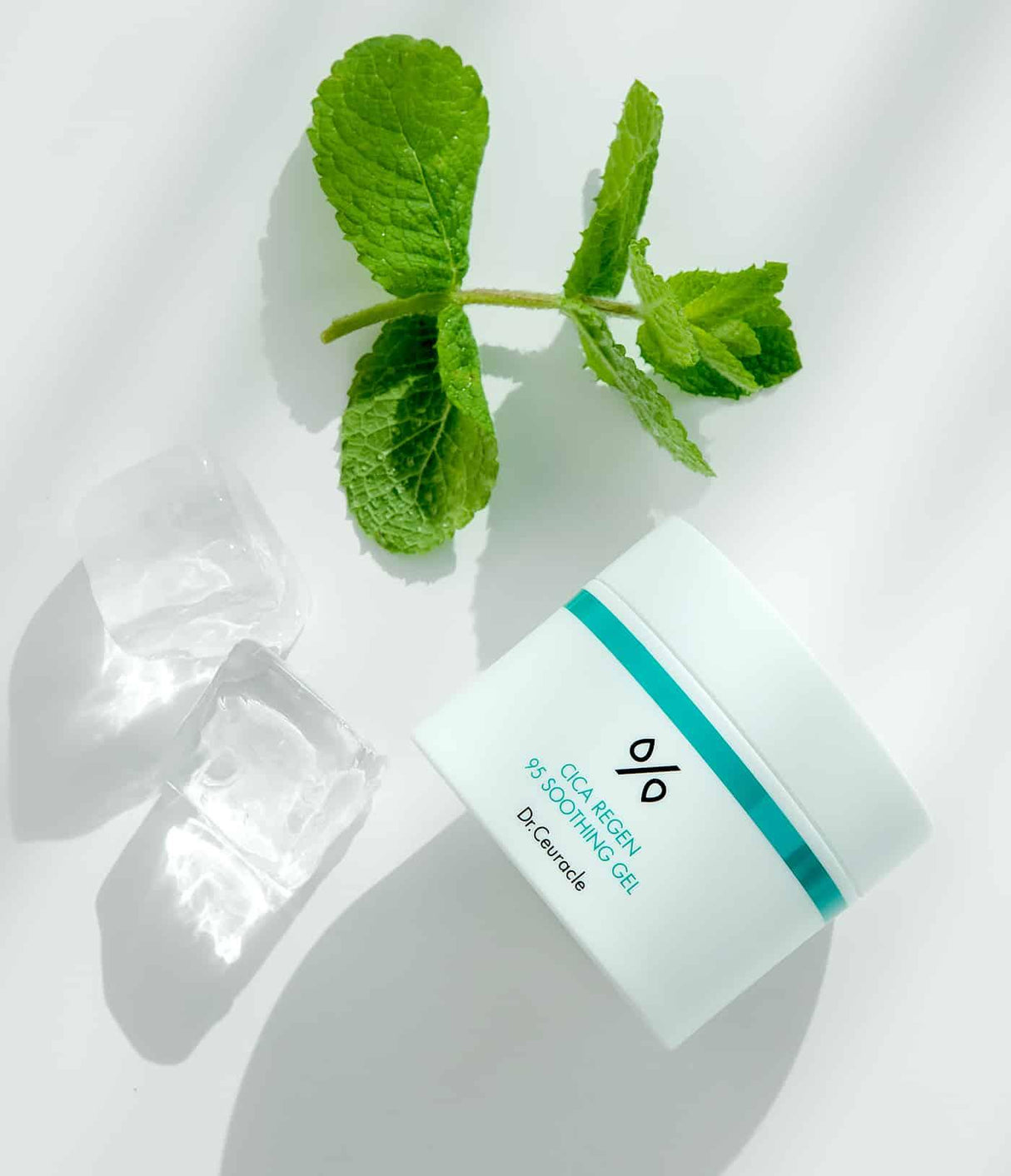 DR. CEURACLE | Cica Regen 95 Soothing Gel - InternationalCosmetic