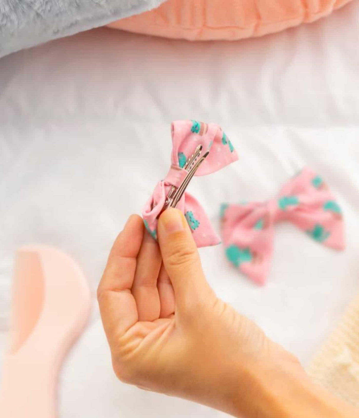 BETER | Clips con Lazo Estampado Cactus (2 unidades) - InternationalCosmetic