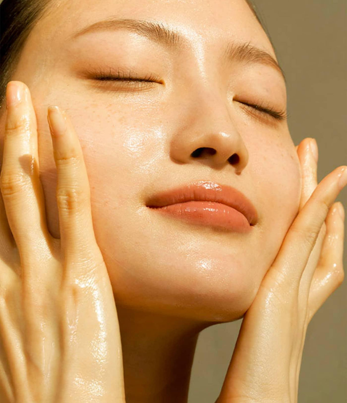 KLAIRS | Gentle Black Fresh Cleansing Oil - InternationalCosmetic