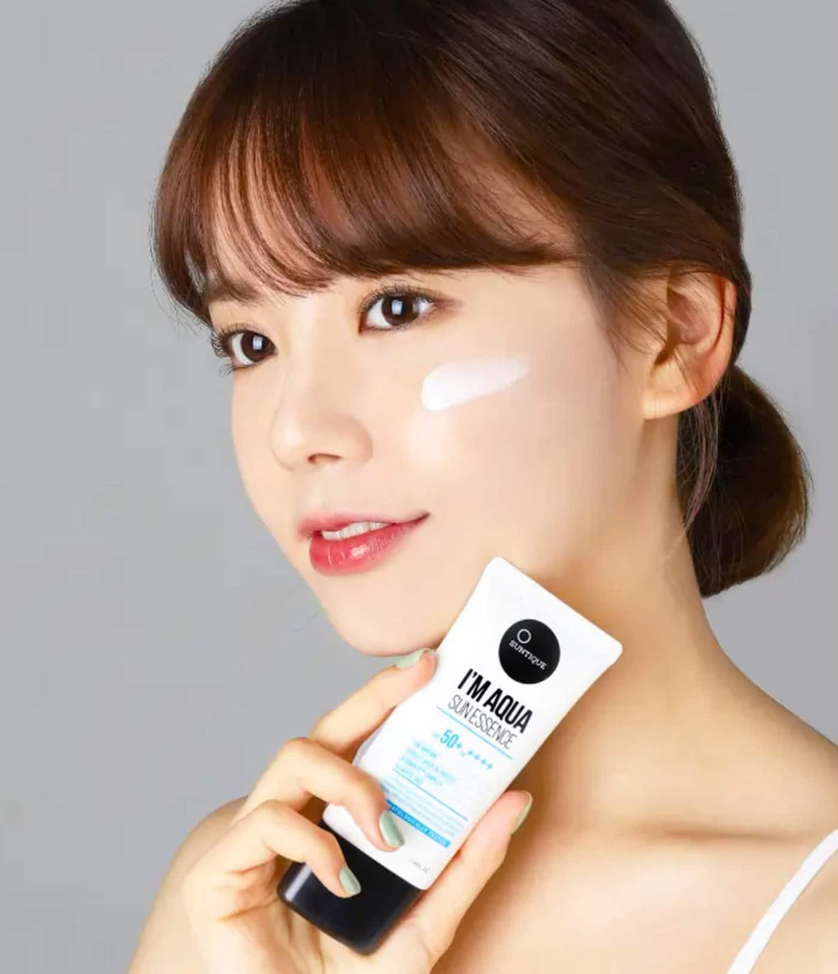 SUNTIQUE | I'M Aqua Sun Essence SPF50+ - 50ml - InternationalCosmetic