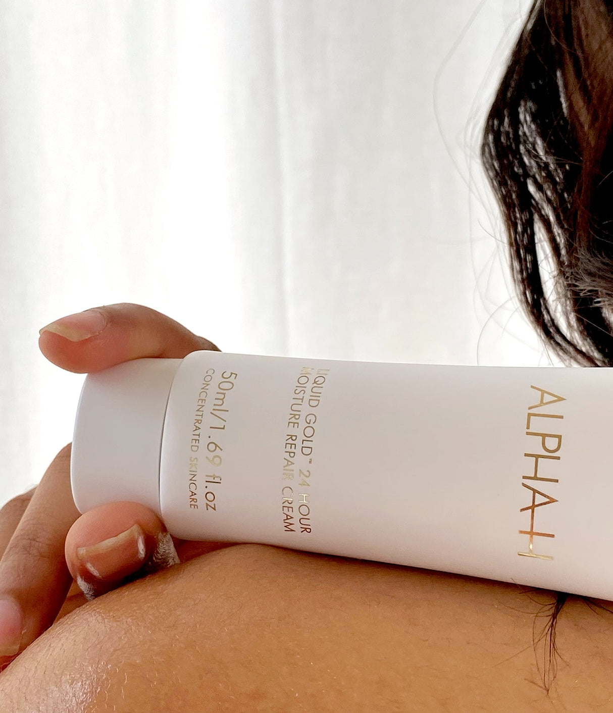 ALPHA-H | Liquid Gold 24 Hour Moisture Repair Cream - InternationalCosmetic