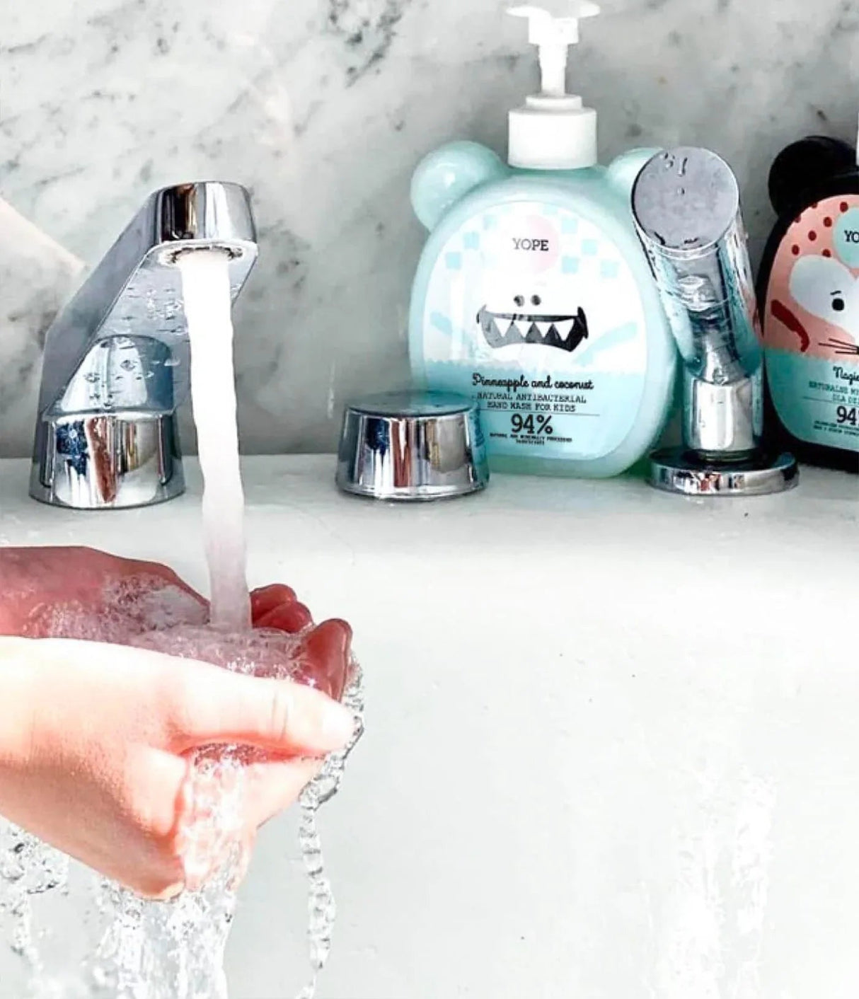 YOPE | Pineapple and Coconut Natural Antibacterial Hand Soap for Kids - 400ml - InternationalCosmetic