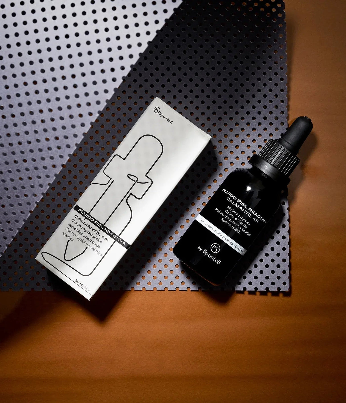 5PUNTO5 | Fluido Piel Reactiva - 30ml - InternationalCosmetic