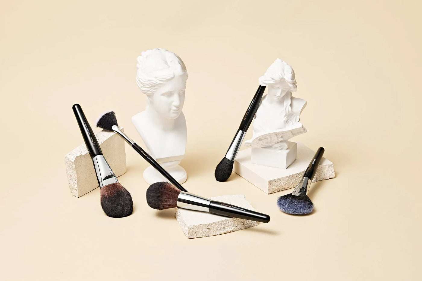 Studio 17 - InternationalCosmetic