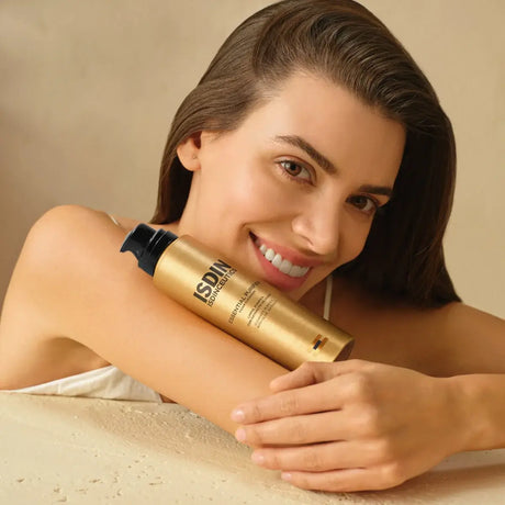 ISDIN | Isdinceutics Essential Purifier- 150ml
