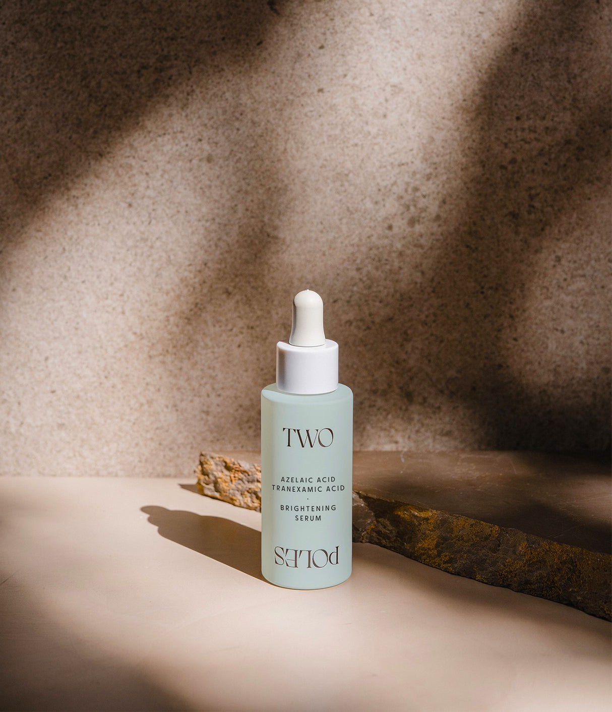 Brightening Serum de Two Poles