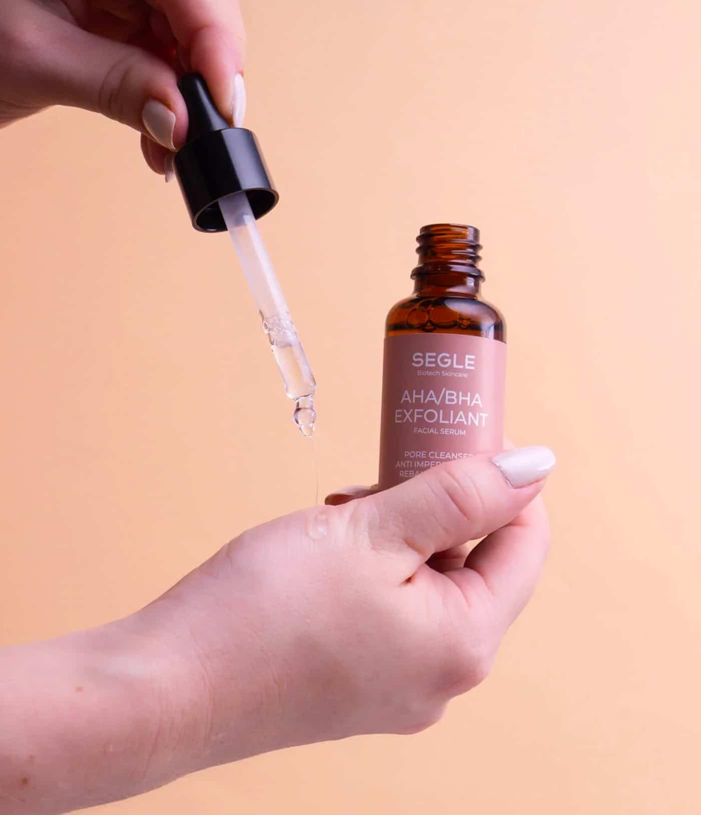 Exfoliant Serum AHA/BHA • Segle Clinical • International Cosmetic